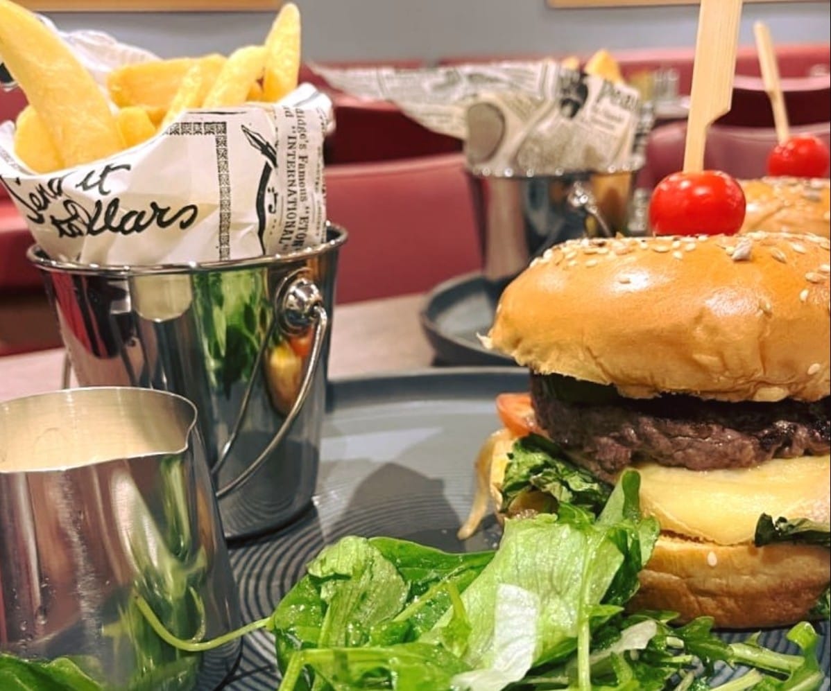 What’s to eat at Explorers Hotel near Disneyland Paris