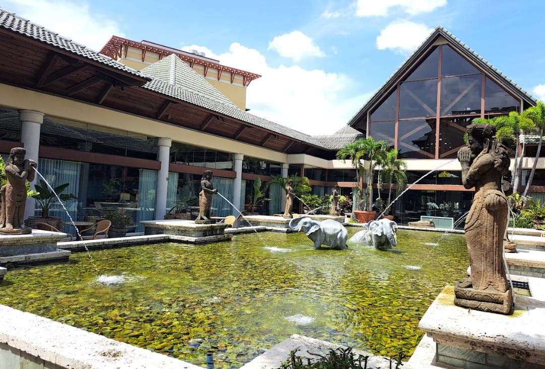 Is Loews Royal Pacific Resort at Universal Orlando good value for money?