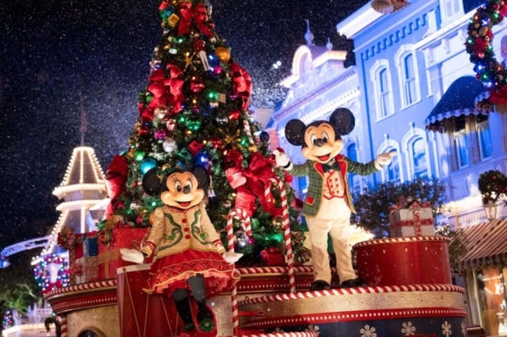Mickey & Minnie at Very Merry Christmas Party