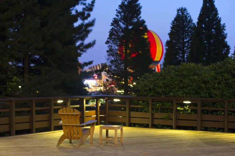 Where to eat during your Sequoia Lodge stay at Disneyland Paris
