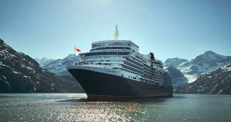 Cunard brings Broadway hit to Queen Elizabeth