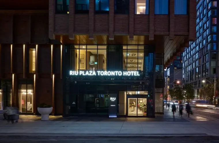 RIU Plaza Toronto entrance in Toronto's entertainment district