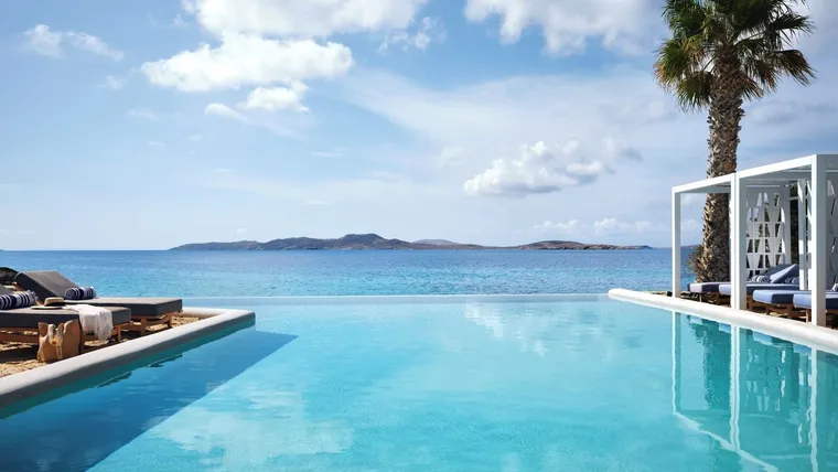 easyJet is raising the bar on quality with 'Luxury Collection' holidays